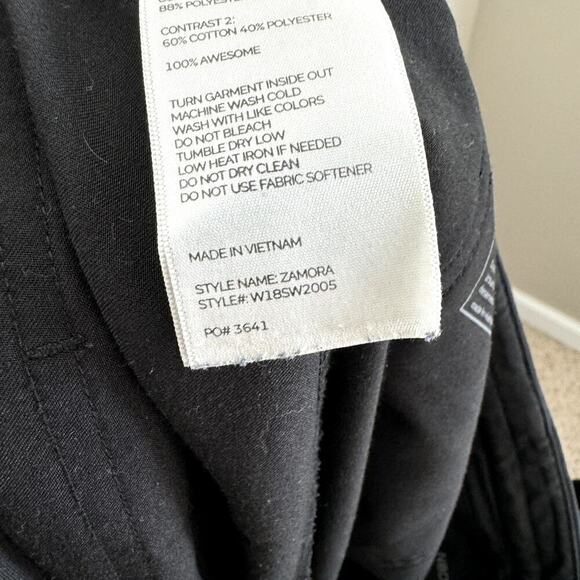 Figs Black Zamora Jogger Scrub Pants Size Large - Picture 7 of 8